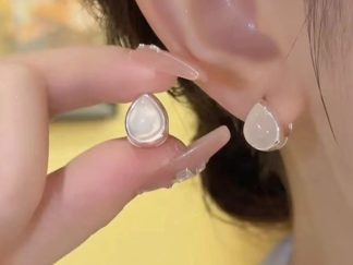 Aretes Gota de Ojo de Gato