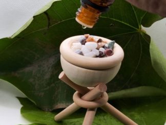 Base de Madera con Piedritas para Esencia