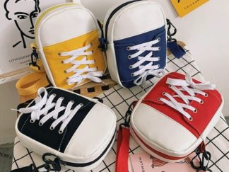 Cartera estilo Converse (+)