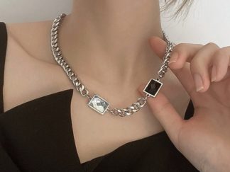 Collar Cadena de Acero con 2 Strass Blanco y Negro