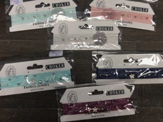 Collar Choker de Organza con Perlitas Tachadas