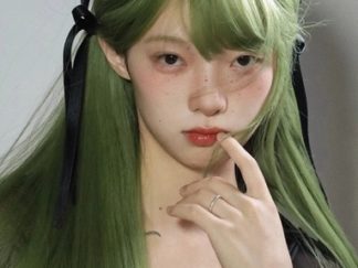 Peluca Verde Liso con Flequillo 60cm