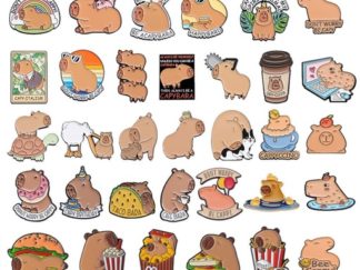 Pin Capybara varios diseños