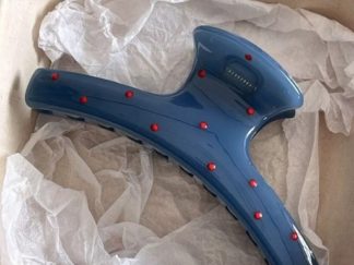 Pinza Tiburón Azul con Puntitos Rojos