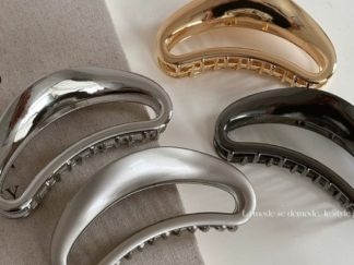 Pinza Tiburón Metálico Simple