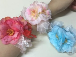 Pulsera Floral con 3 Flores