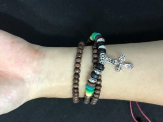 Pulsera Pelotitas de Madera con Cuz