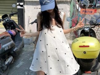 Ropa: Vestido Blanco Corto con Estrellas