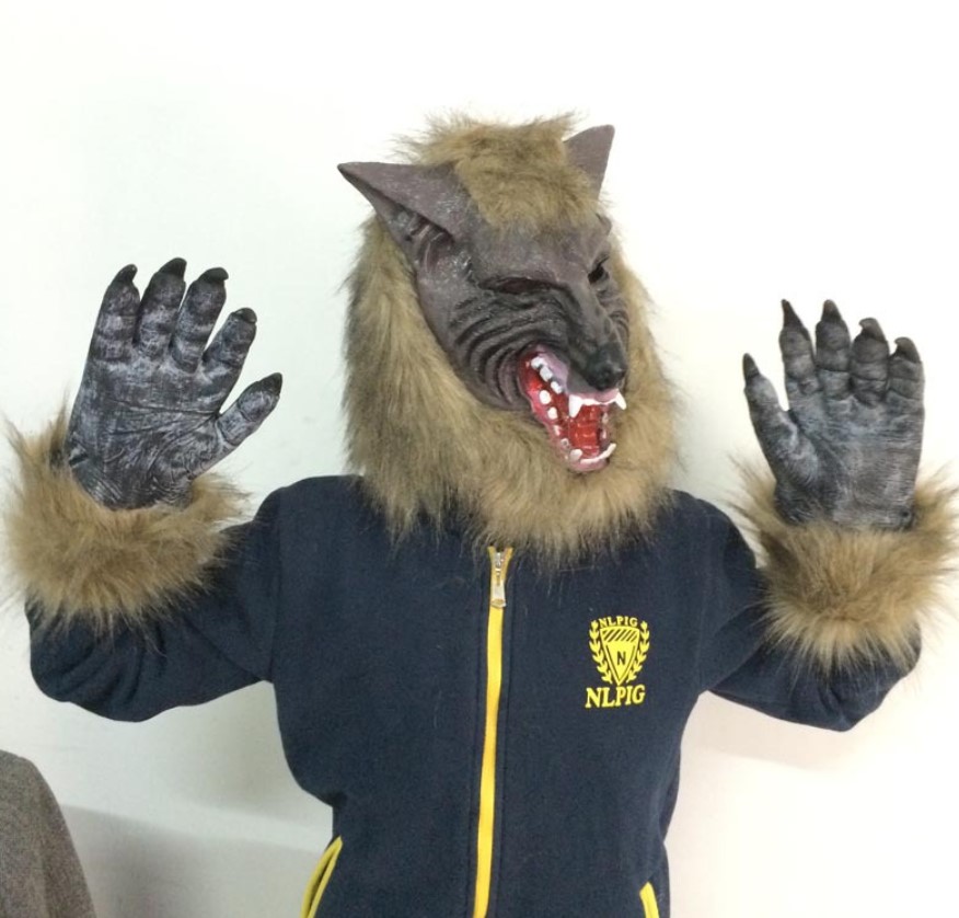 Accesorio para Disfraz: Mascara Látex Lobo con Guantes
